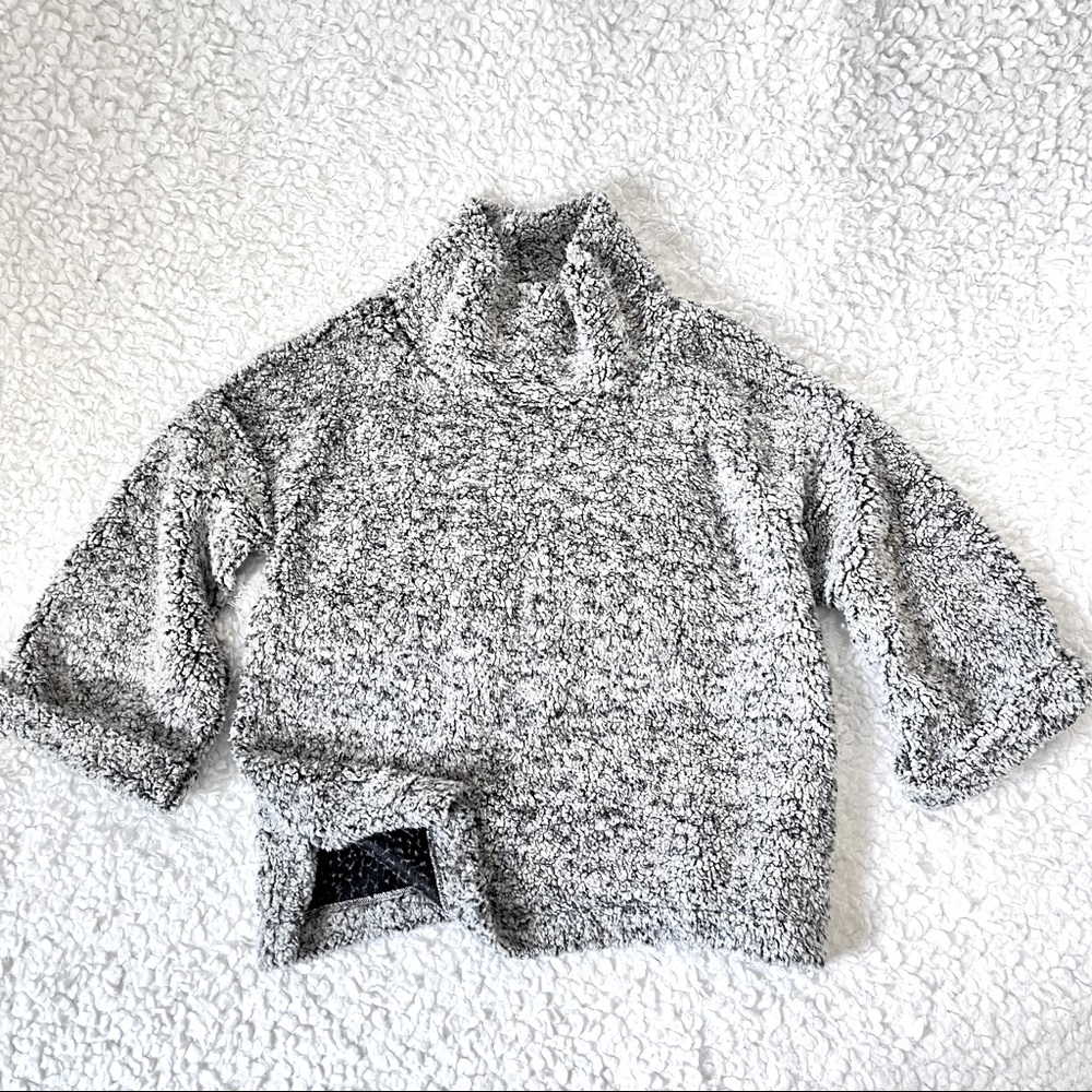 NWT Anthropologie Sunday in Brooklyn Fluffy Pullover